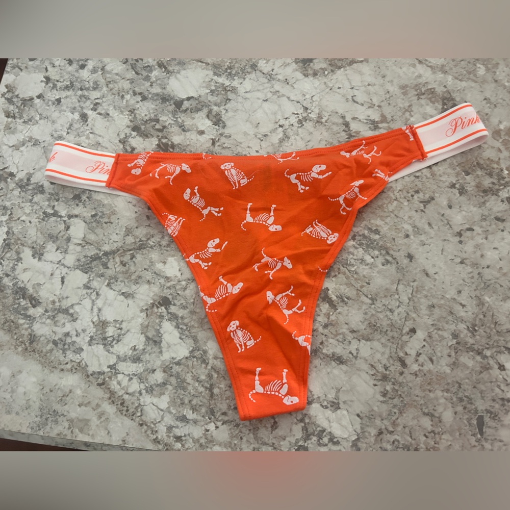 VS PINK HALLOWEEN PANTY Skeleton Dog Large Thong NWT